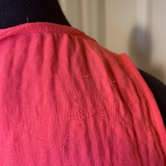 Liz Claiborne , size S. 100% Polyester. - Picture 2 of 8